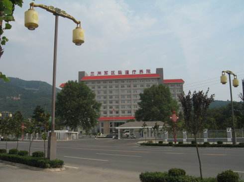 西安臨潼蘭州軍區(qū)養(yǎng)老院-銅鋁復合暖氣片